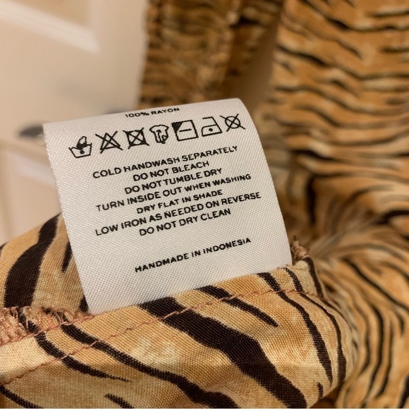 Faithfull the Brand Ira Mini Dress Wyldie Animal Print - Picture 10 of 10